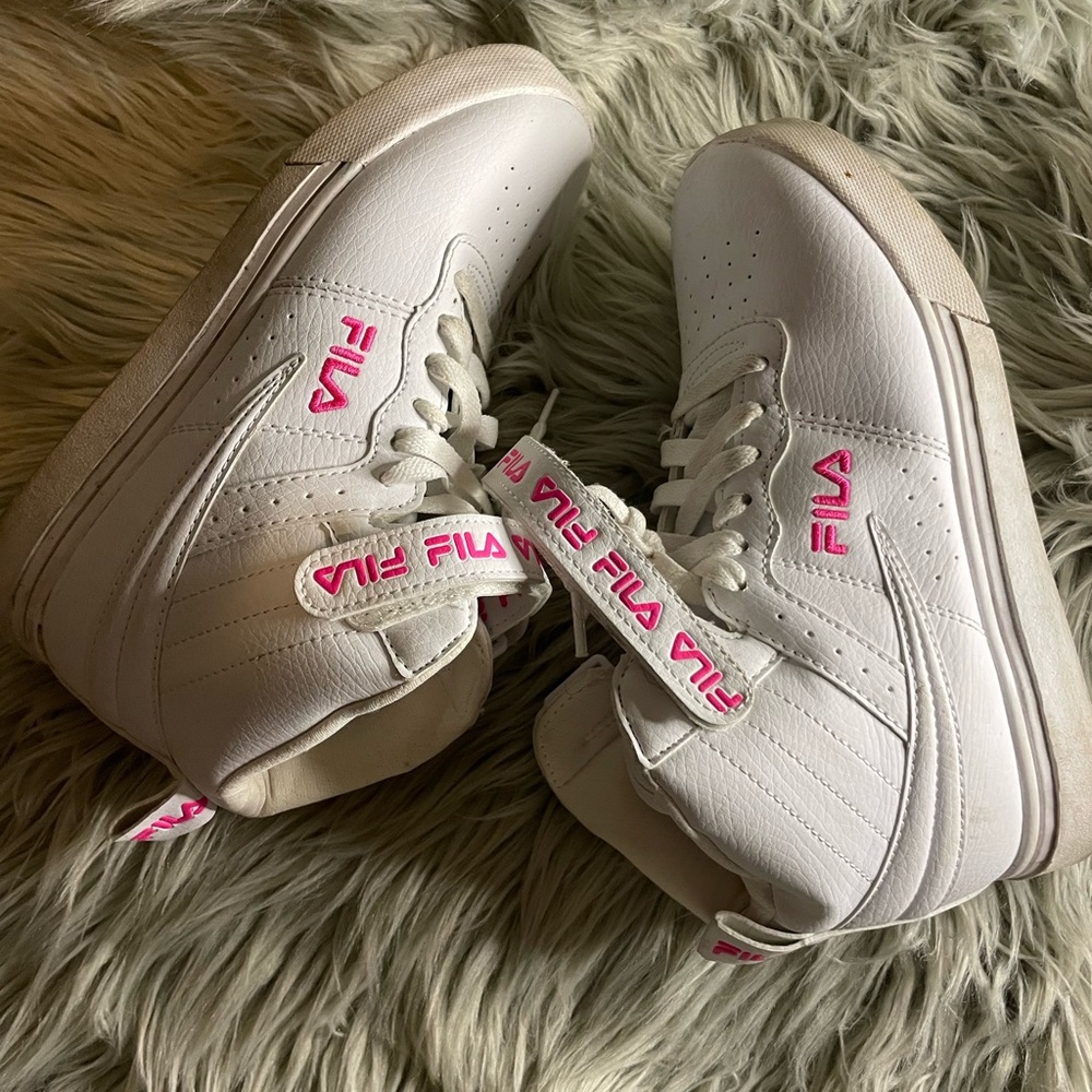 💕F I L A💕